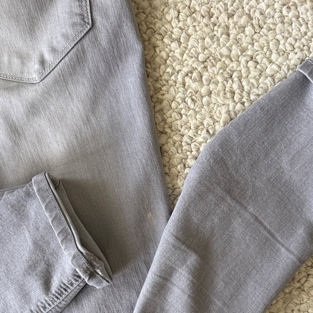 Kensie Light Gray Skinny Jeans - Picture 9 of 9